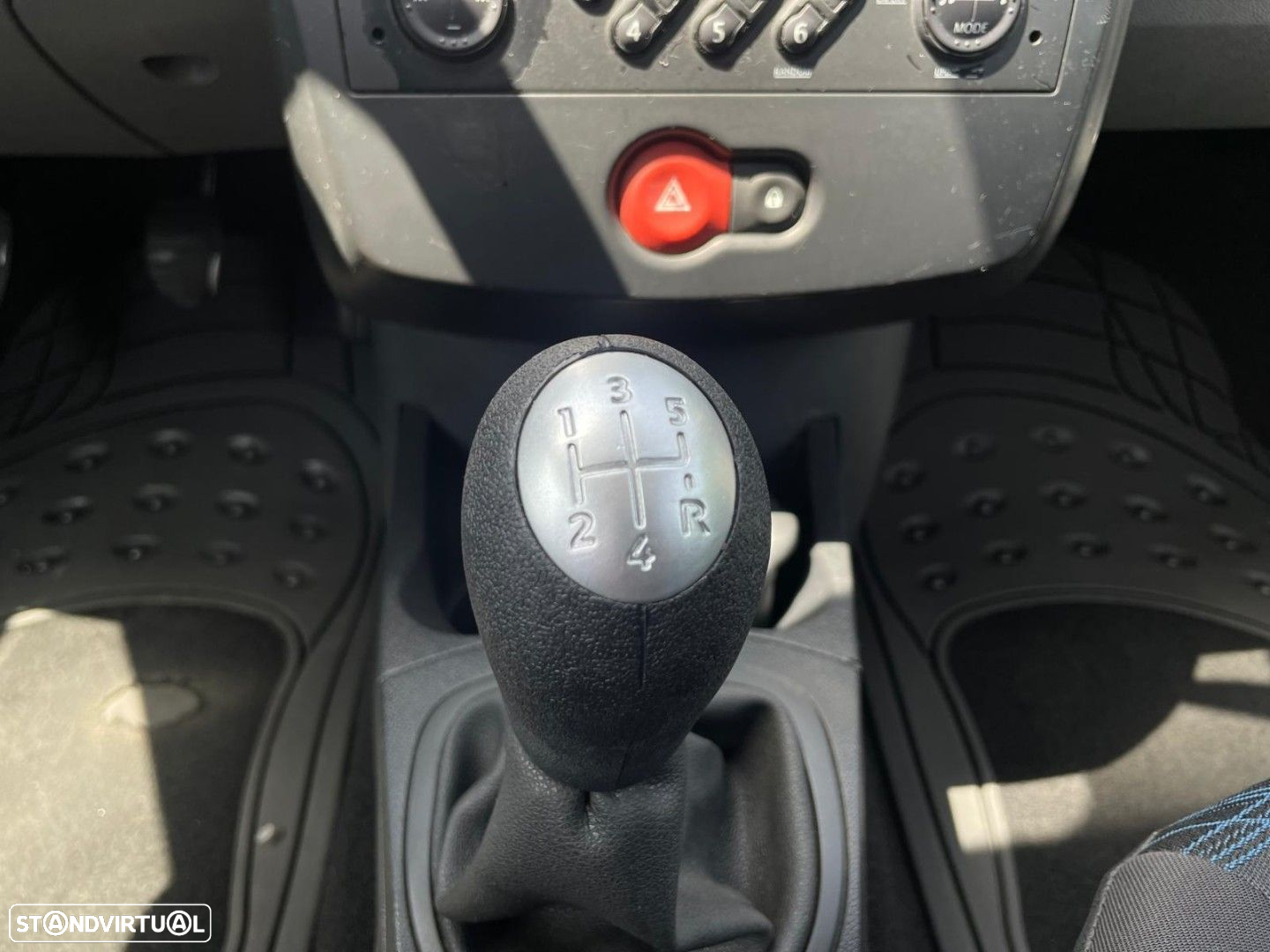 Renault Clio 1.2 16V Dynamique - 12