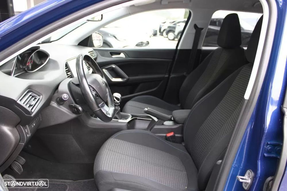 Peugeot 308 SW 1.5 BlueHDi Active - 24