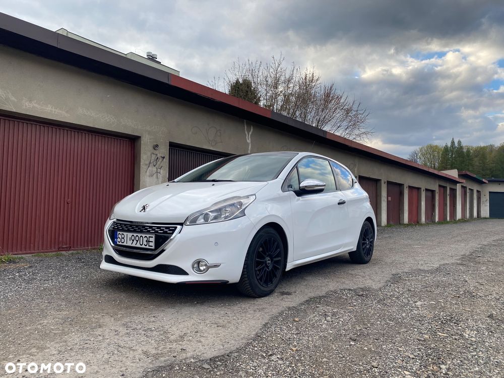 Peugeot 208 - 3