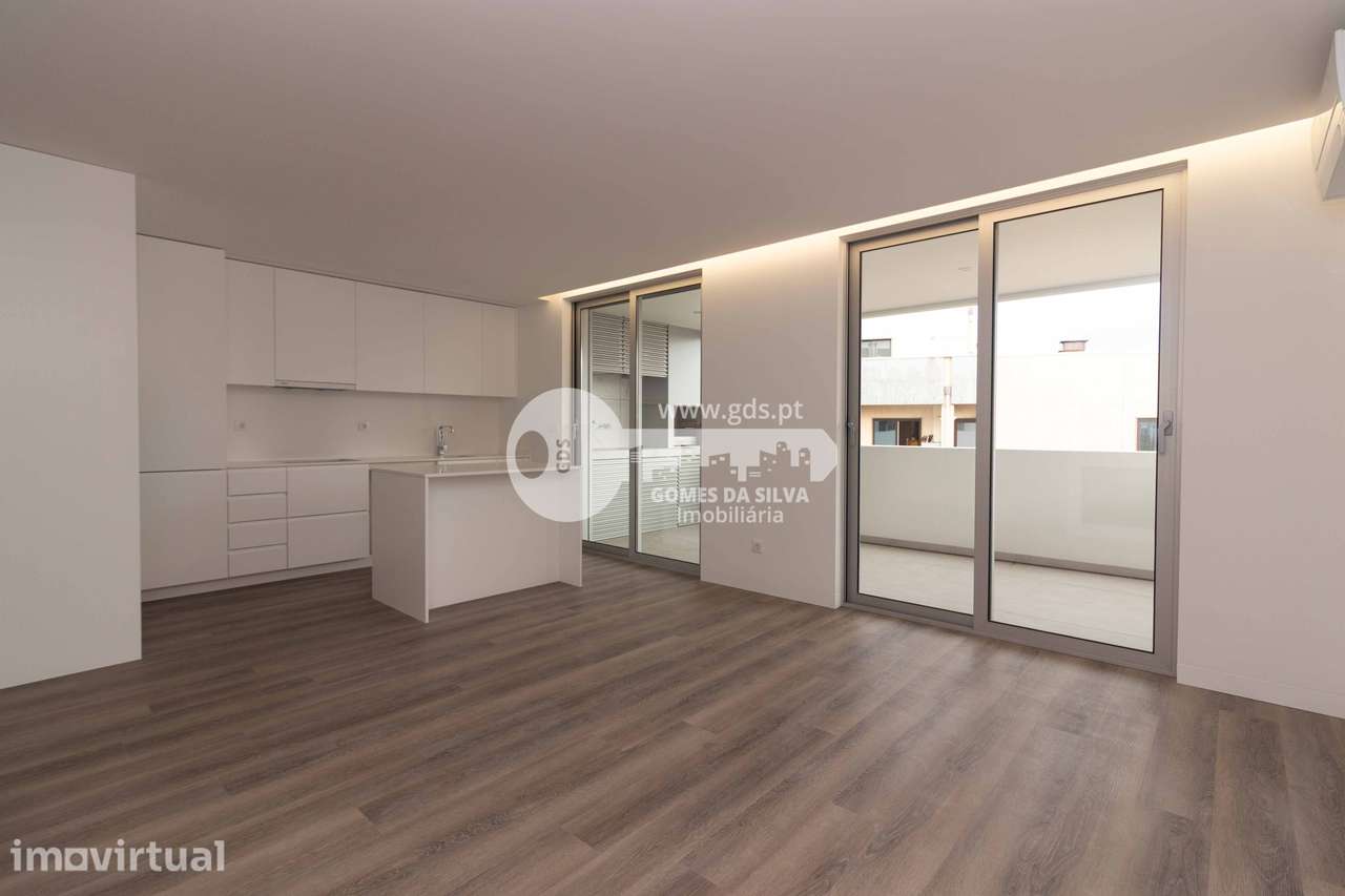 Apartamento T2 com Varanda e Churrasqueira em Maximinos, Braga. - Grande imagem: 5/21