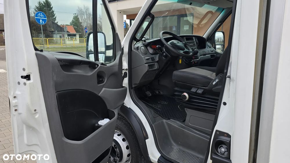 Iveco IVECO DAILY 70C17 3.0 170KM DMC 7T ❗❗ THERMO KING V-500 MAXX / MROŹNIA / GRZANIE / +25  -25 / ZASILANIE ZEWNĘTRZNE 230V / ZABUDOWA IGLOOCAR 10 EP / GRUBA ŚCIANA / WINDA DHOLLANDIA 1000KG / ŁADOWNOŚĆ 3200KG❗❗ - 26