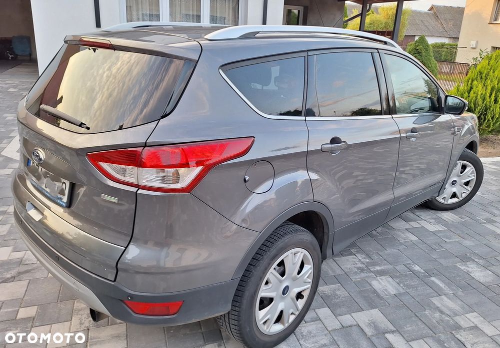 Ford Kuga - 2