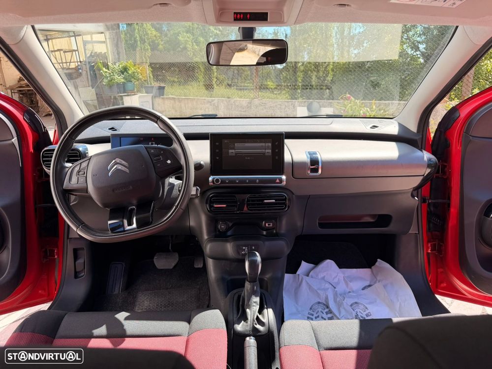Citroën C4 Cactus 1.2 PureTech Shine EAT6 - 34