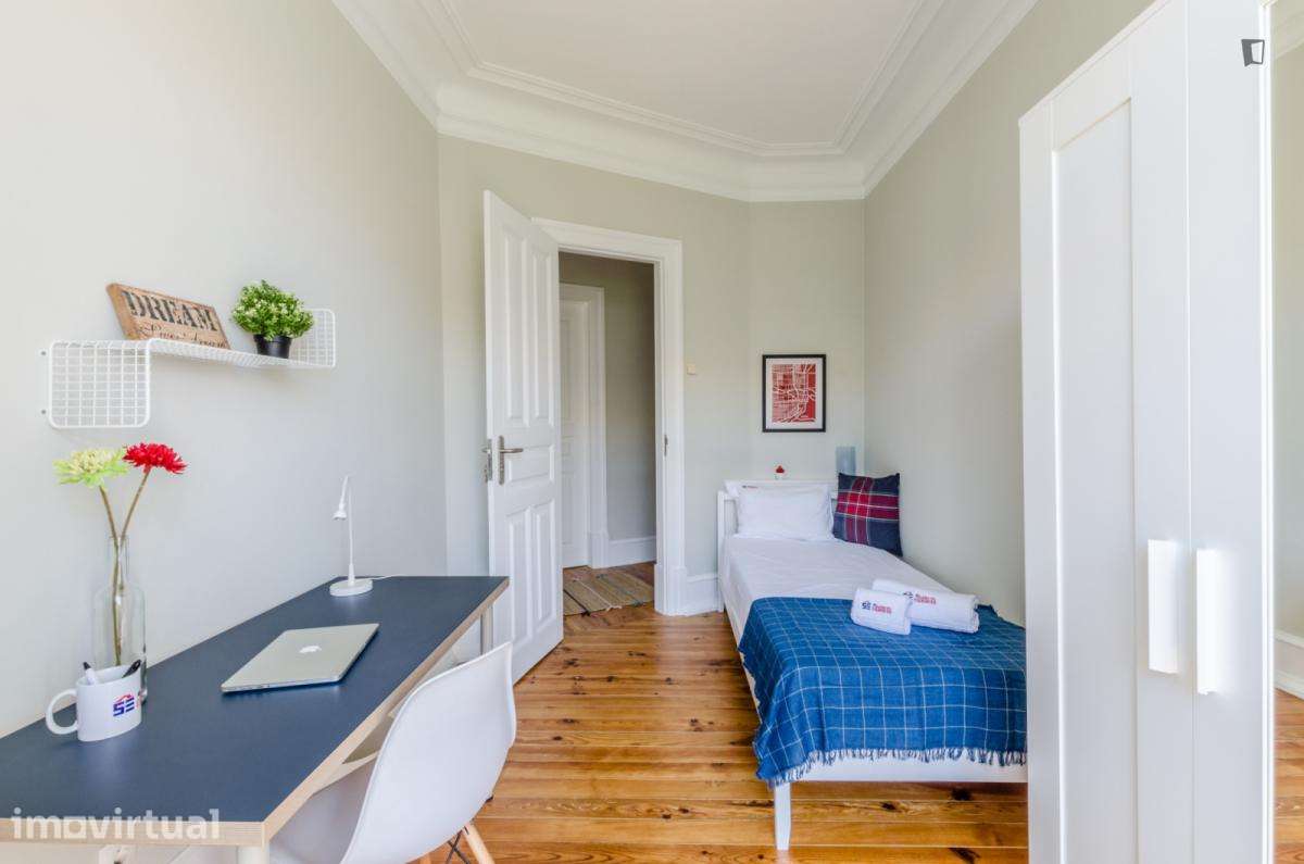Quarto - localizado em Arroios Lisbon - Grande imagem: 2/18