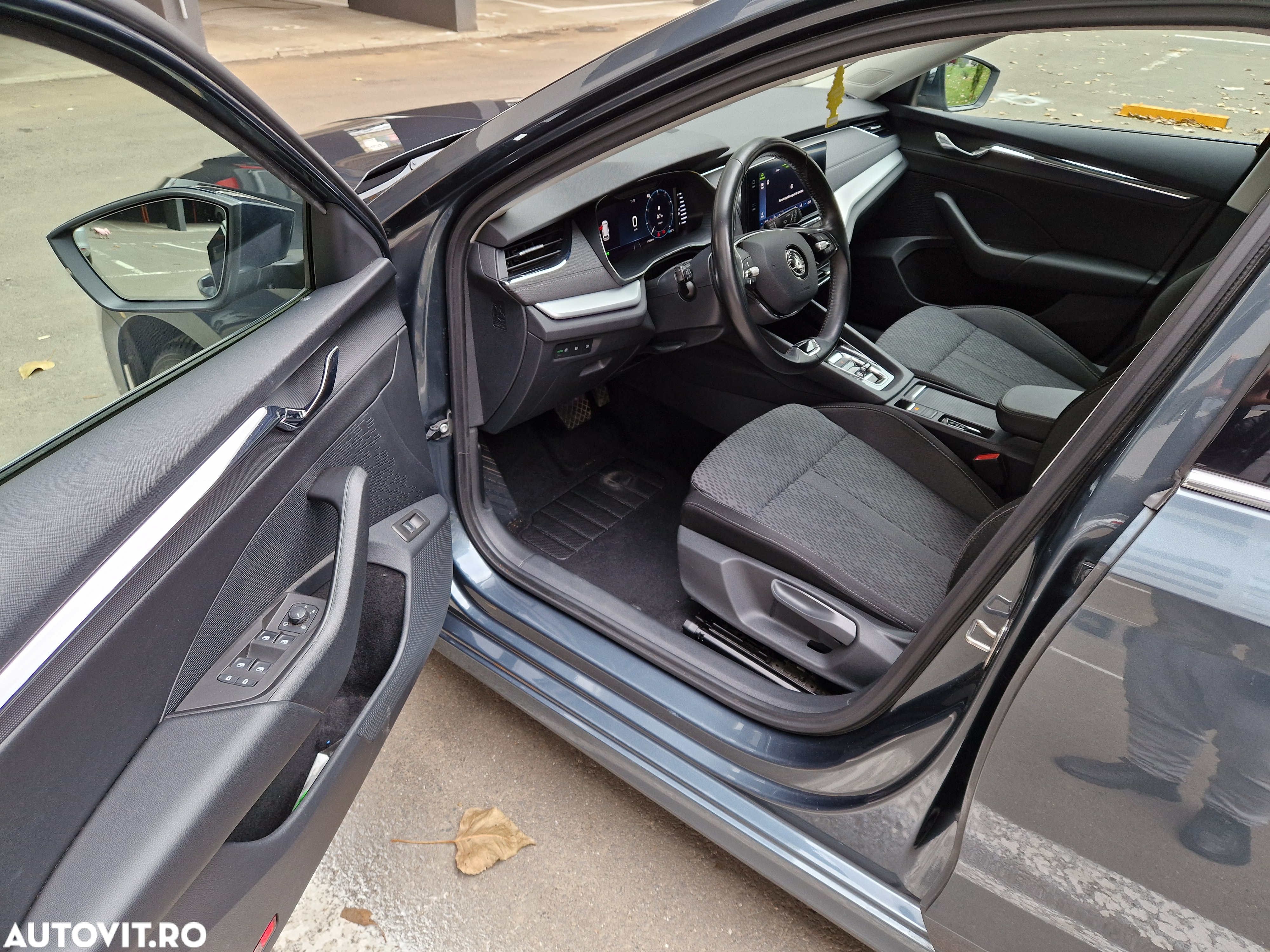 Skoda Octavia Combi 1.0 TSI DSG Mild Hybrid Style - 9