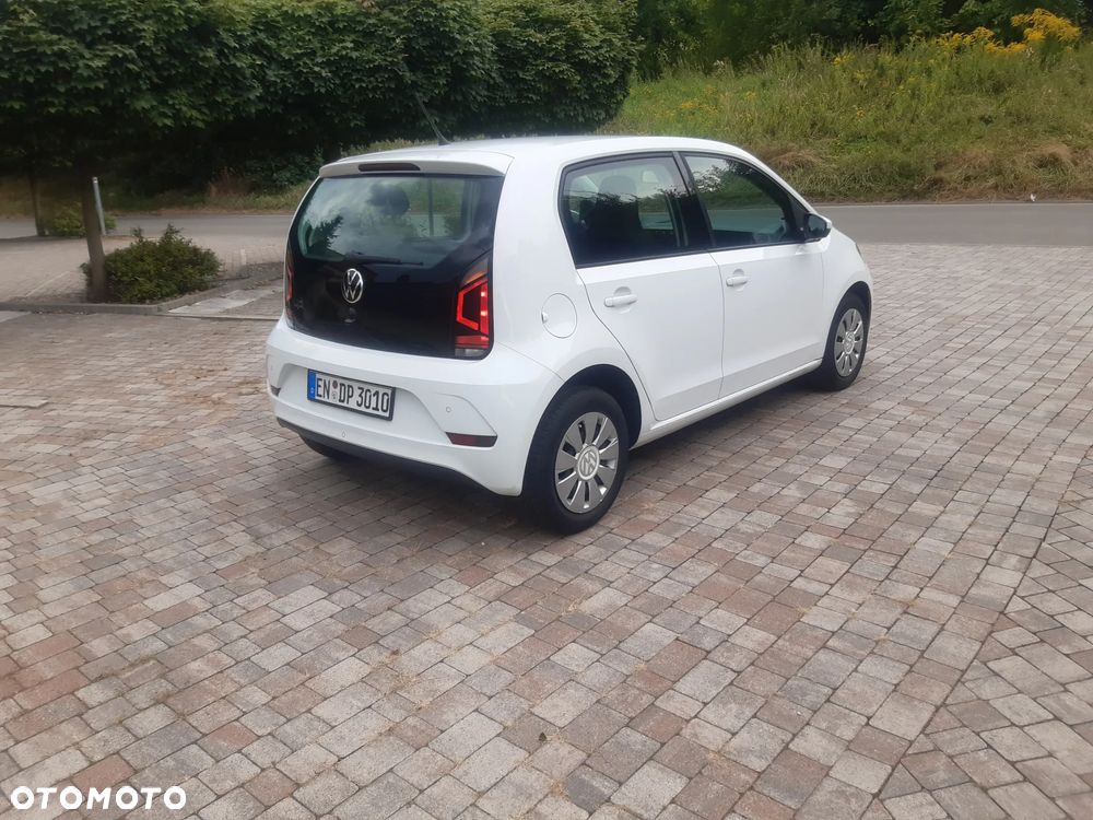 Volkswagen up! Active - 7