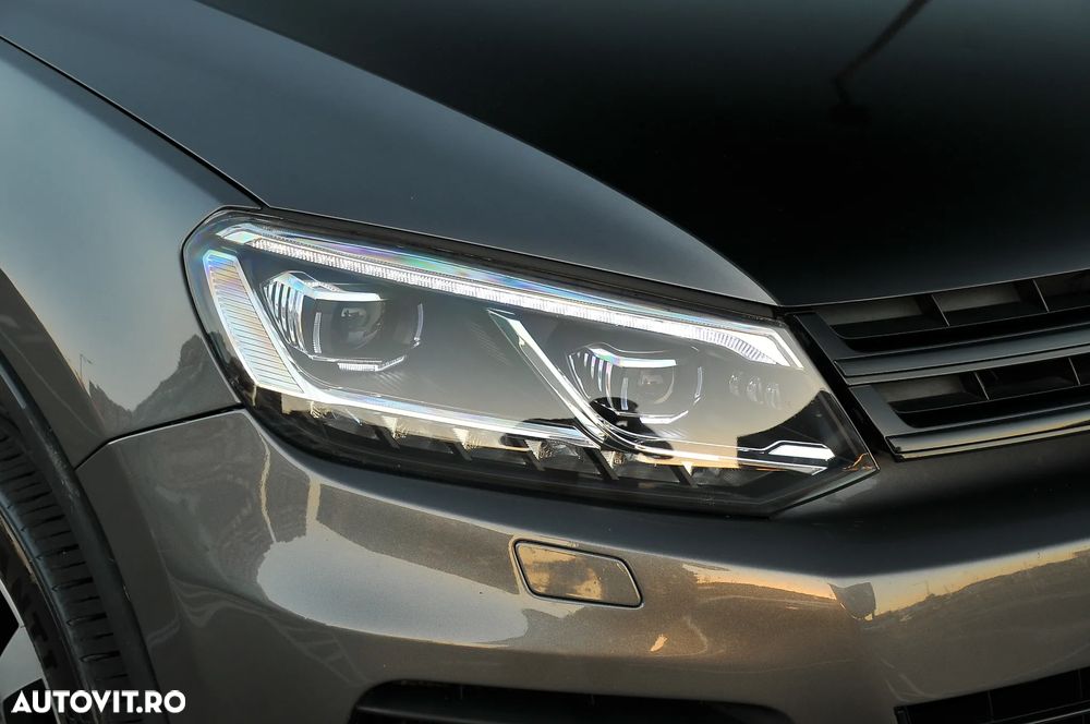 Volkswagen Touareg 3.0 V6 TDI BMT - 6