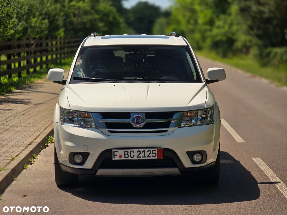 Fiat Freemont 2.0 Multijet Lounge AWD - 12