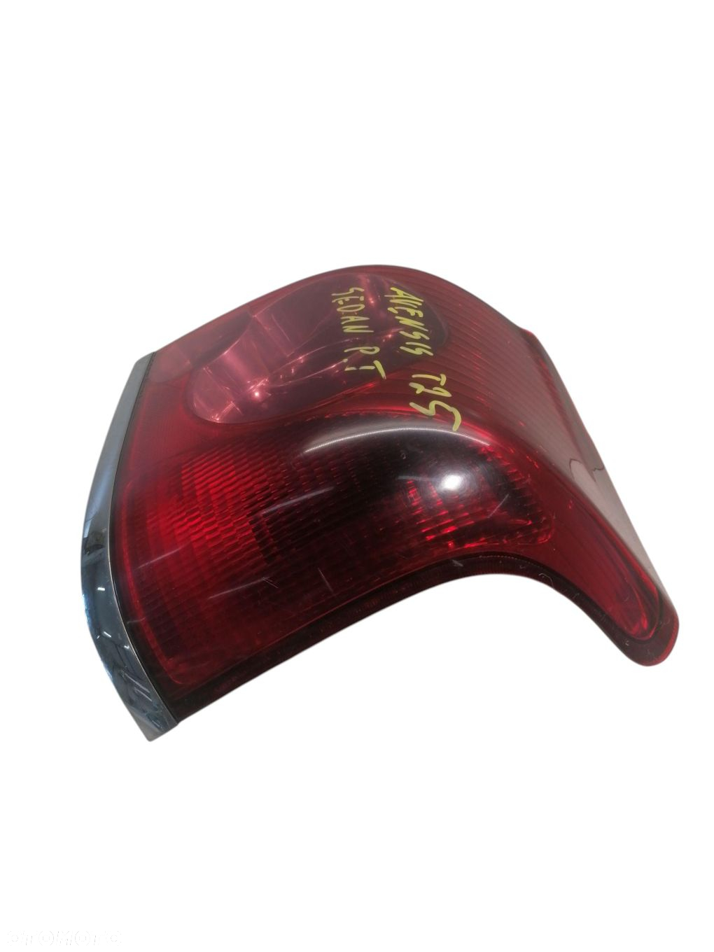 LAMPA PRAWA TYLNA TYŁ TOYOTA AVENSIS T25 SEDAN - 3