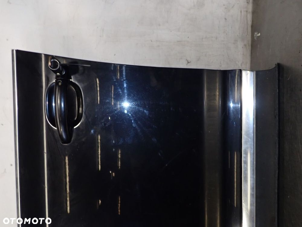 DRZWI LEWY PRZÓD VOLKSWAGEN TOUAREG 5.0 - 3