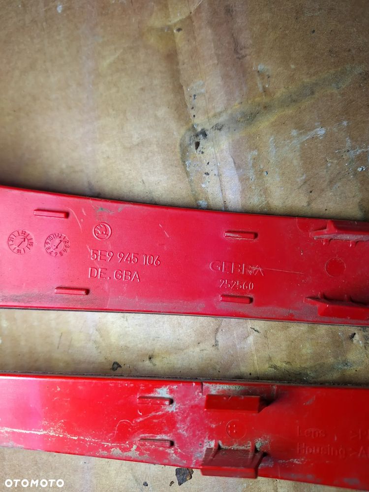 skoda octavia III KOMBI odblask zderzaka tylnego lewy prawy - 4