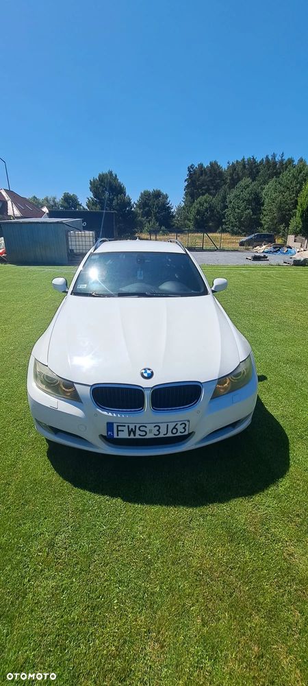 BMW Seria 3 318d - 8