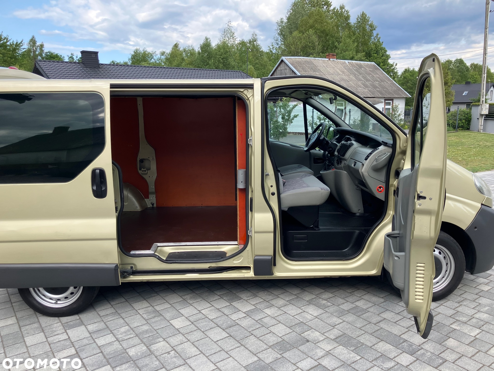 Opel VIVARO 1.9 CDTI 101 KM KLIMA 3 OSOBY - 13