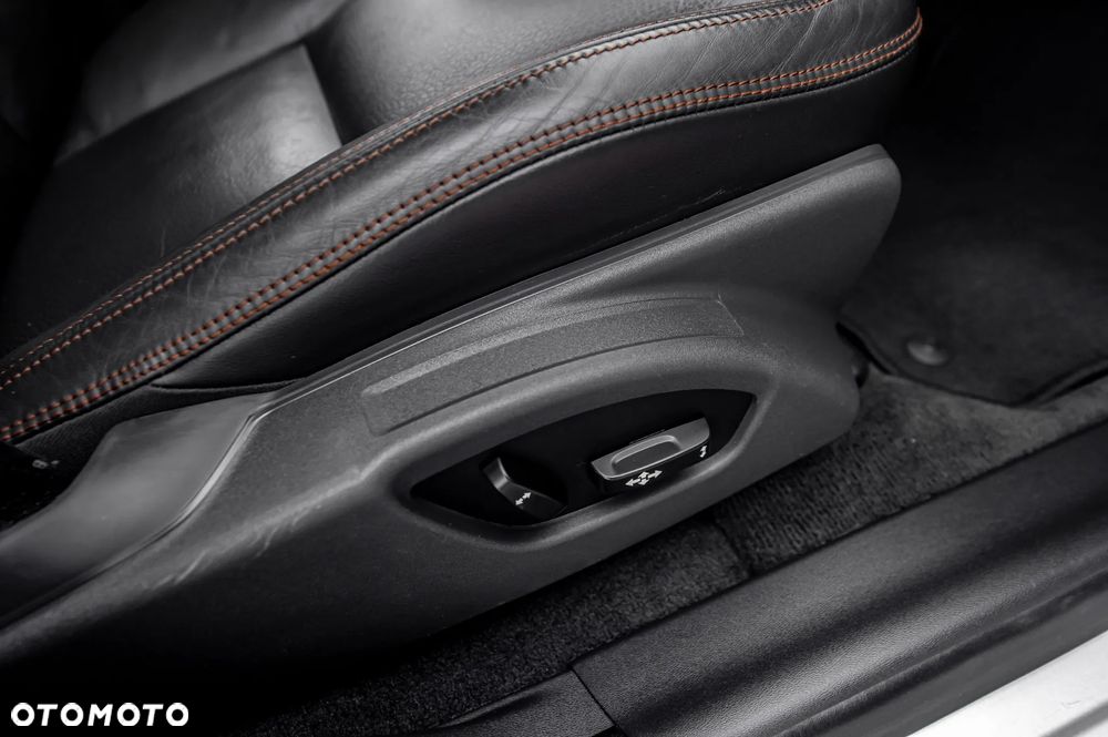 Volvo XC 60 - 35