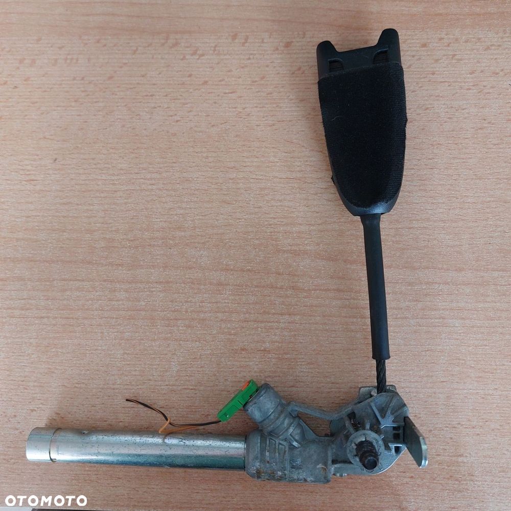 Opel Corsa D zapinka pasa - 1