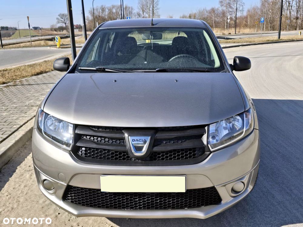 Dacia Sandero 1.2 16V 75 Live II - 33