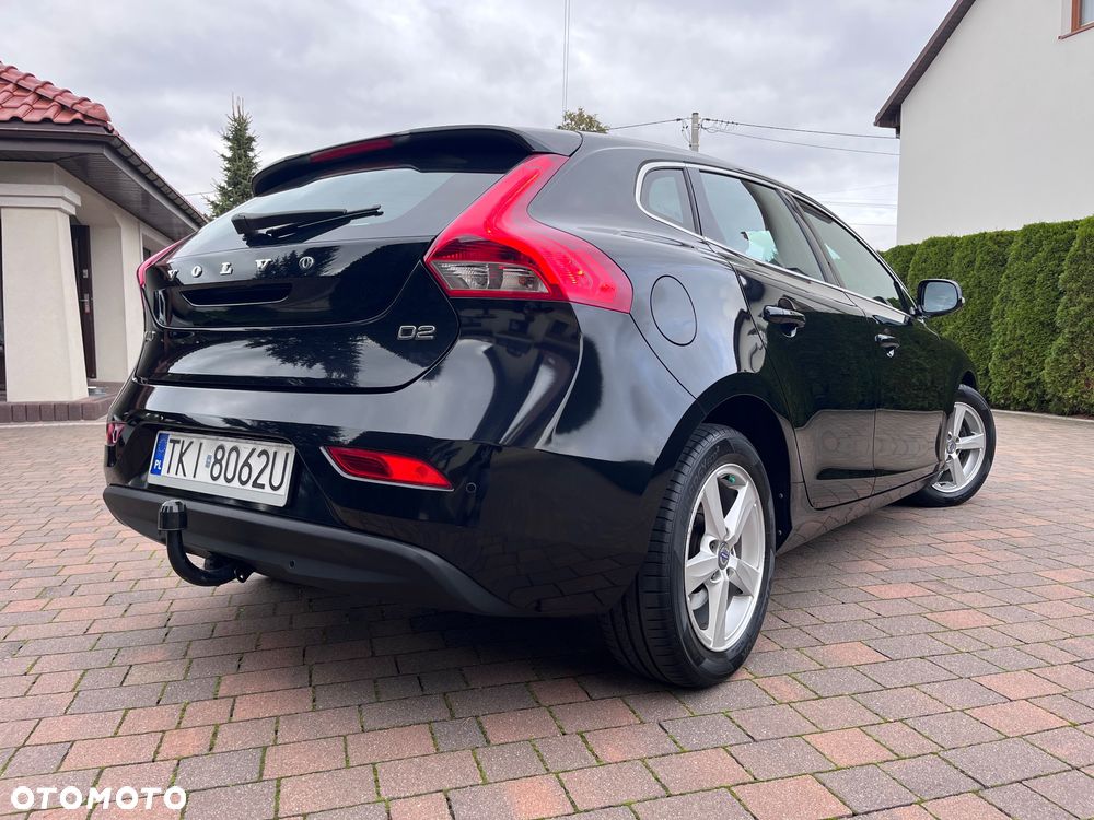 Volvo V40 D2 Momentum - 34