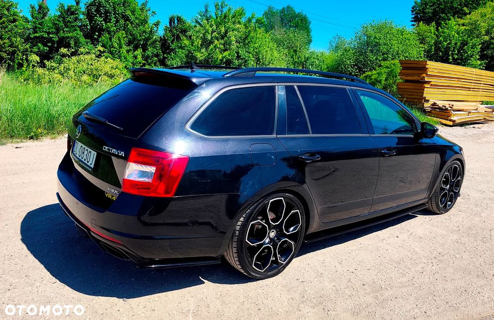 Skoda Octavia 2.0 TDI (Green tec) DSG RS - 30