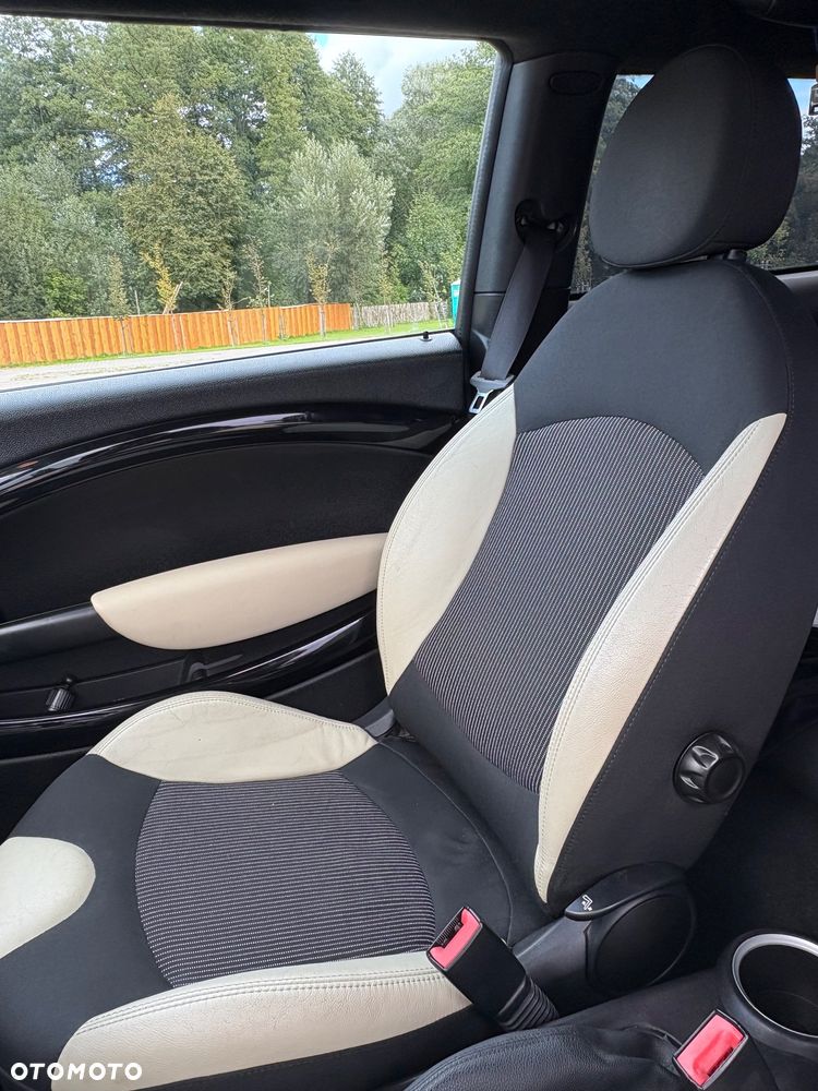 MINI John Cooper Works - 14