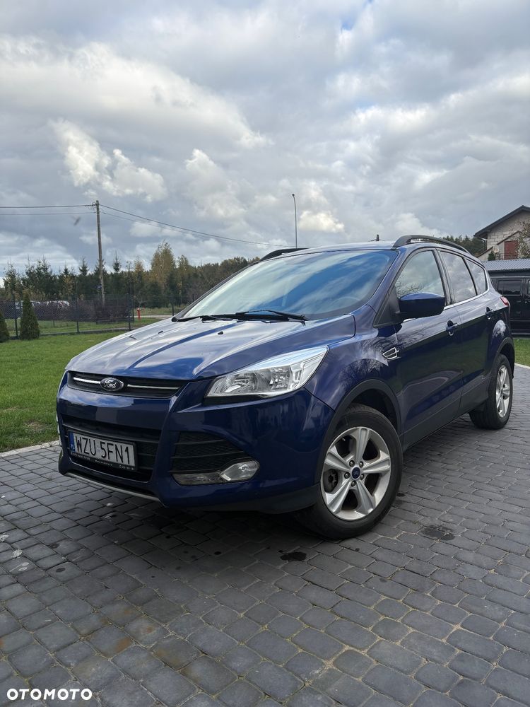 Ford Kuga 1.6 EcoBoost 4WD Titanium - 1