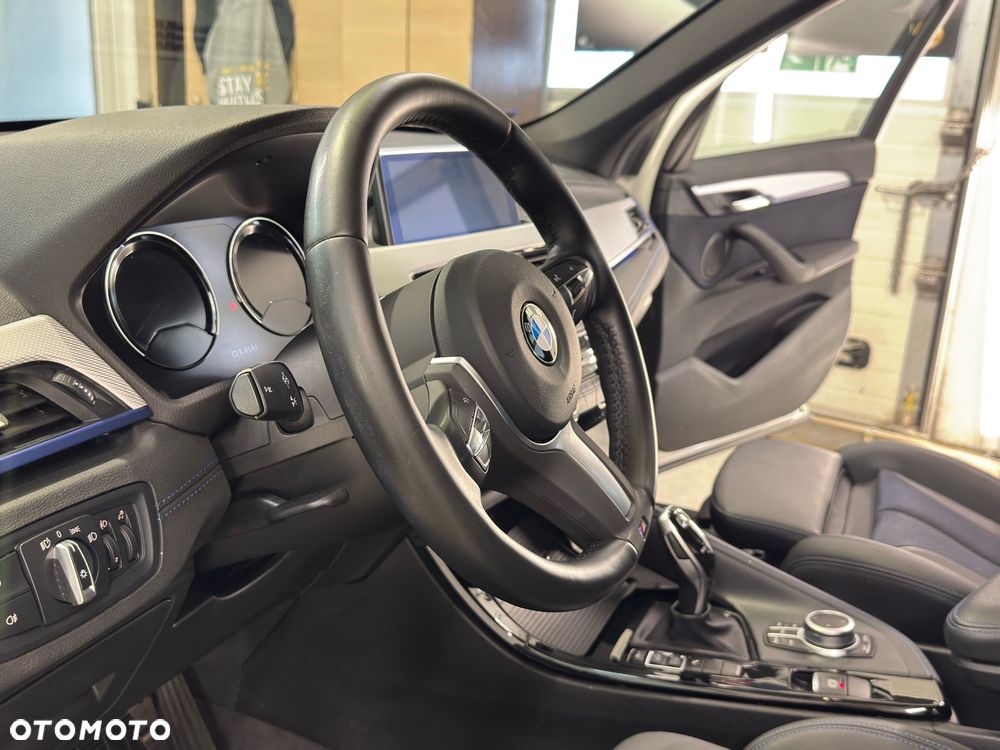 BMW X1 sDrive18i M Sport - 8