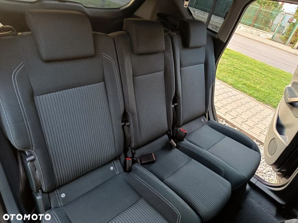 Ford C-MAX 1.6 Ti-VCT Titanium - 25
