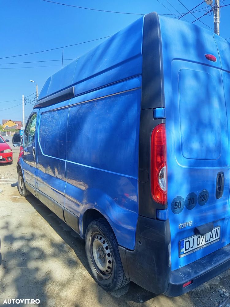 Opel Vivaro - 6