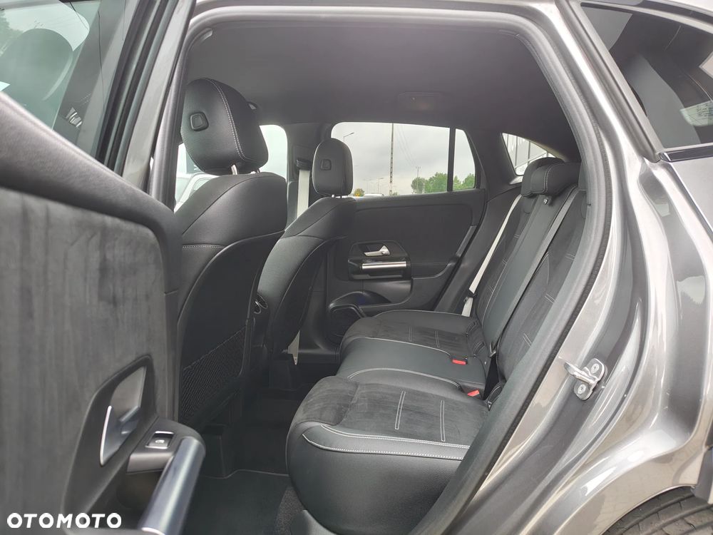 Mercedes-Benz GLA 200 mHEV AMG Line 7G-DCT - 16