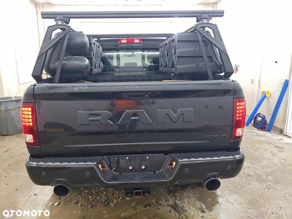 Dodge RAM 5.7 4x4 - 6