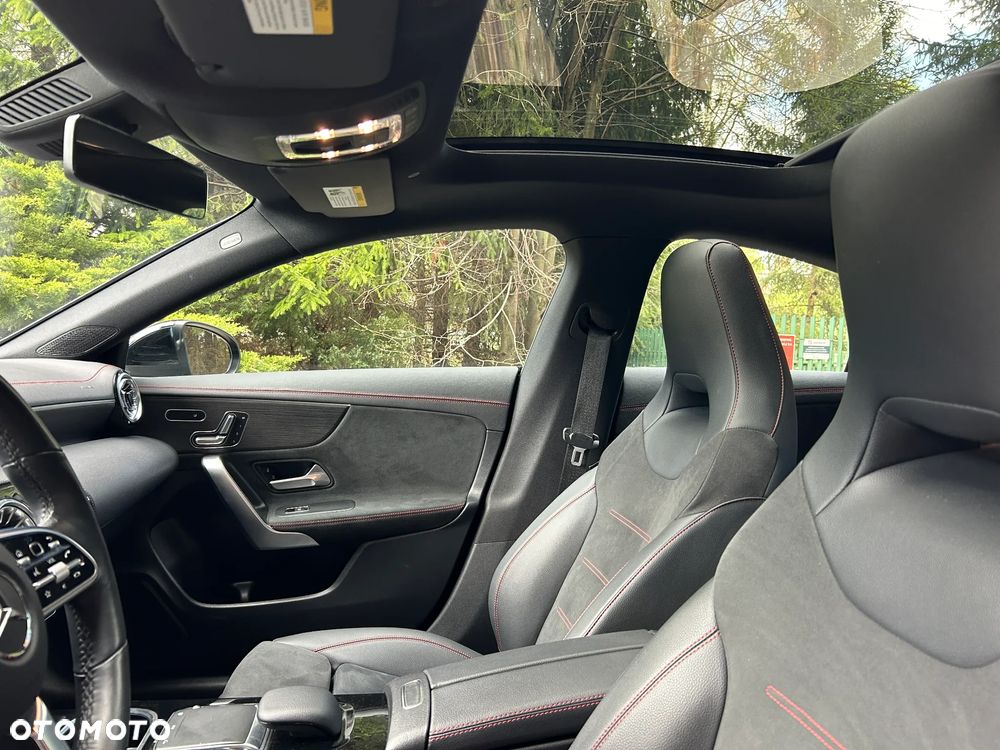 Mercedes-Benz CLA 250 4Matic 7G-DCT AMG Line - 13