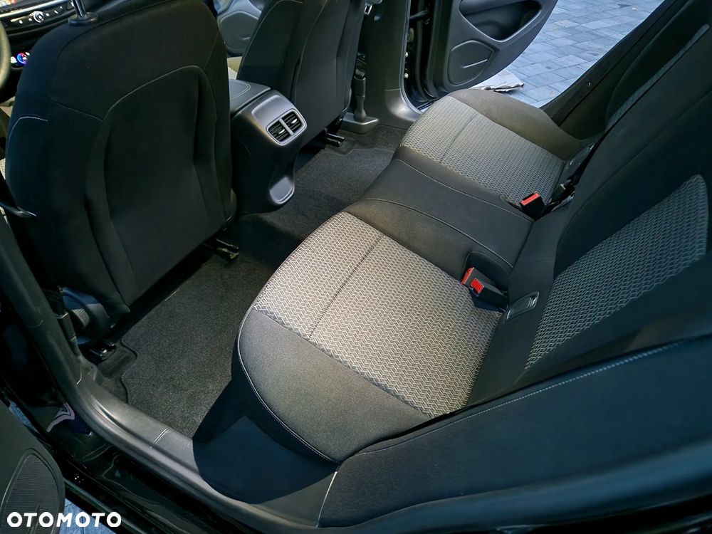 Opel Insignia - 19
