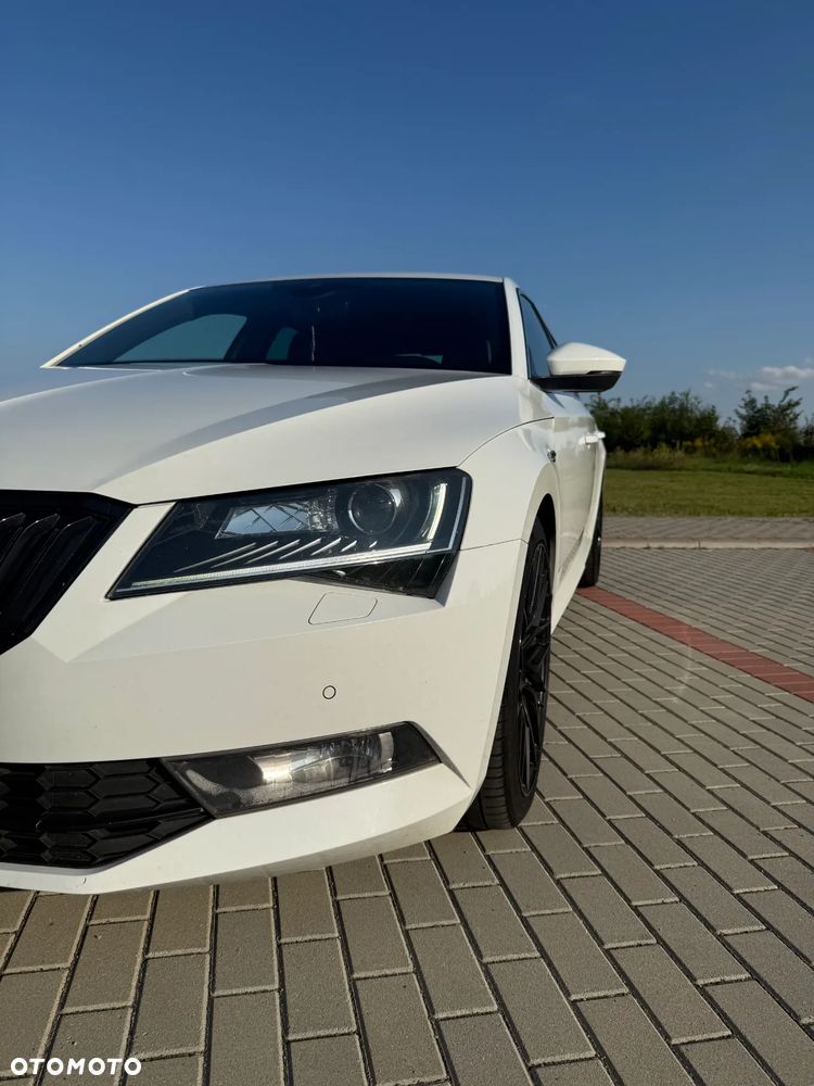 Skoda Superb 2.0 TDI L&K DSG - 4