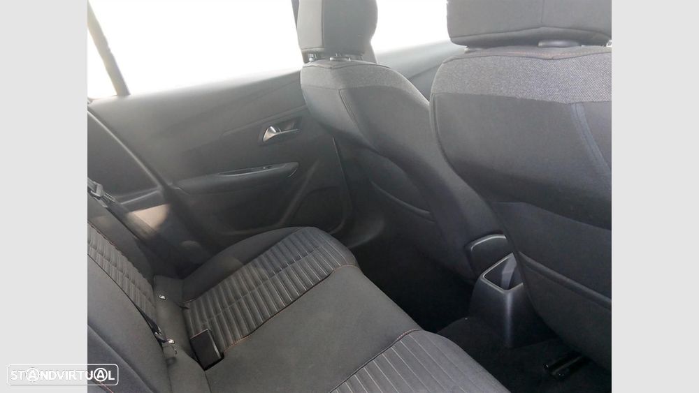 Peugeot 208 1.2 PureTech Active Pack - 17