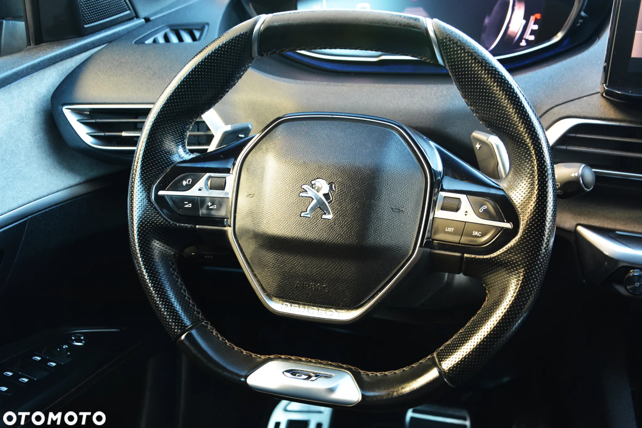 Peugeot 3008 1.5 BlueHDi GT S&S EAT8 - 26