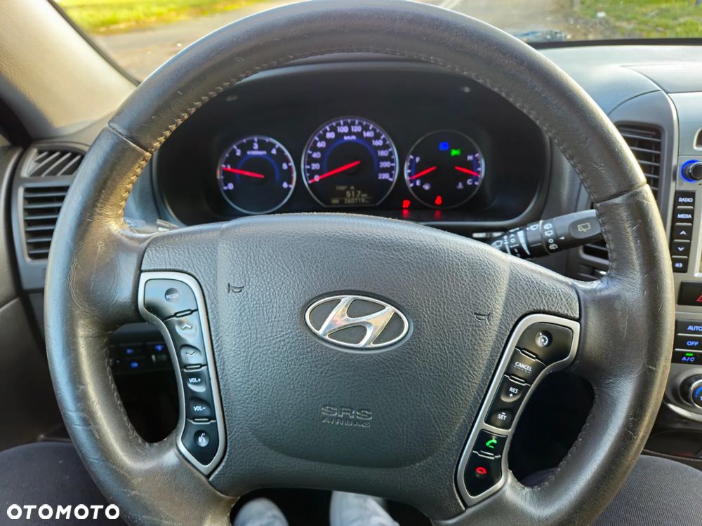 Hyundai Santa Fe 2.2 CRDI Executive 7os - 27