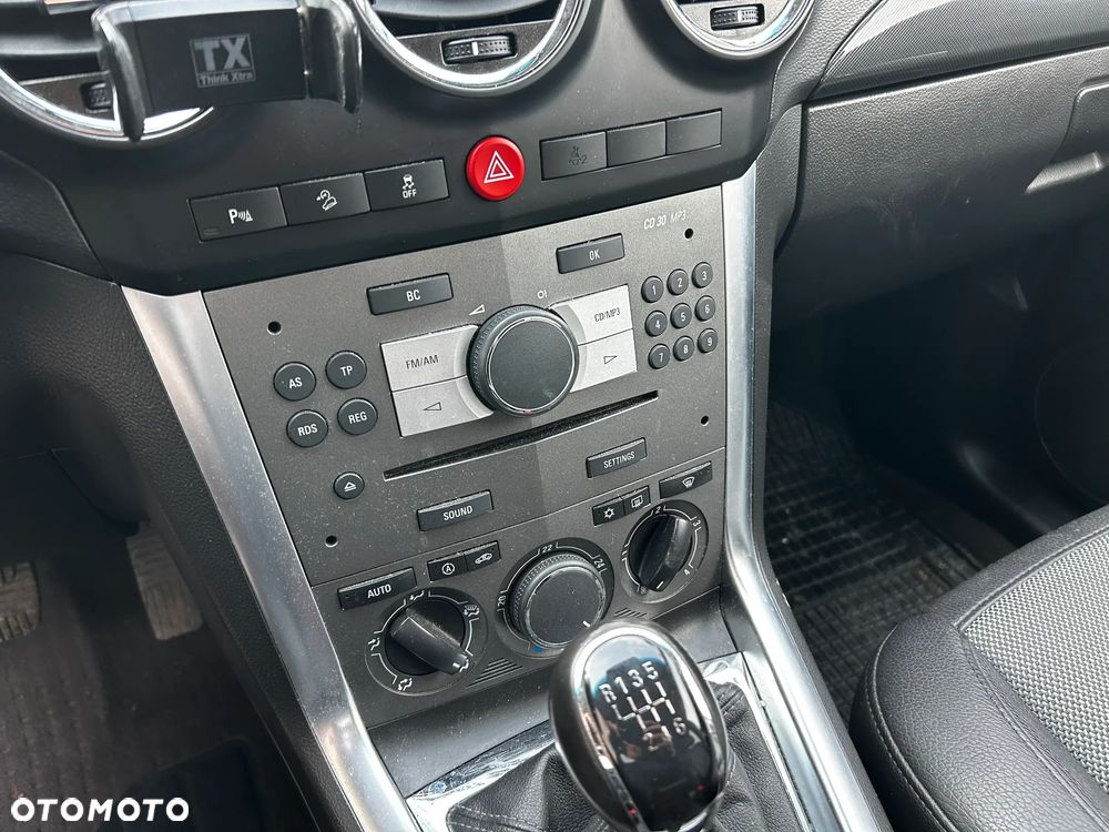 Opel Antara - 11