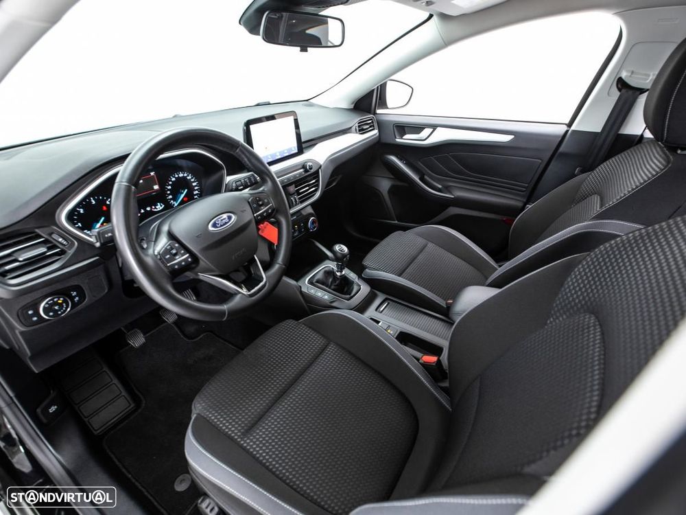 Ford Focus 1.5 TDCi ECOBlue Active - 8