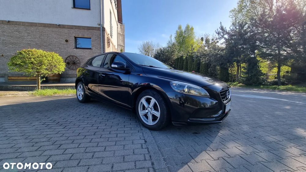 Volvo V40 T2 Momentum - 11