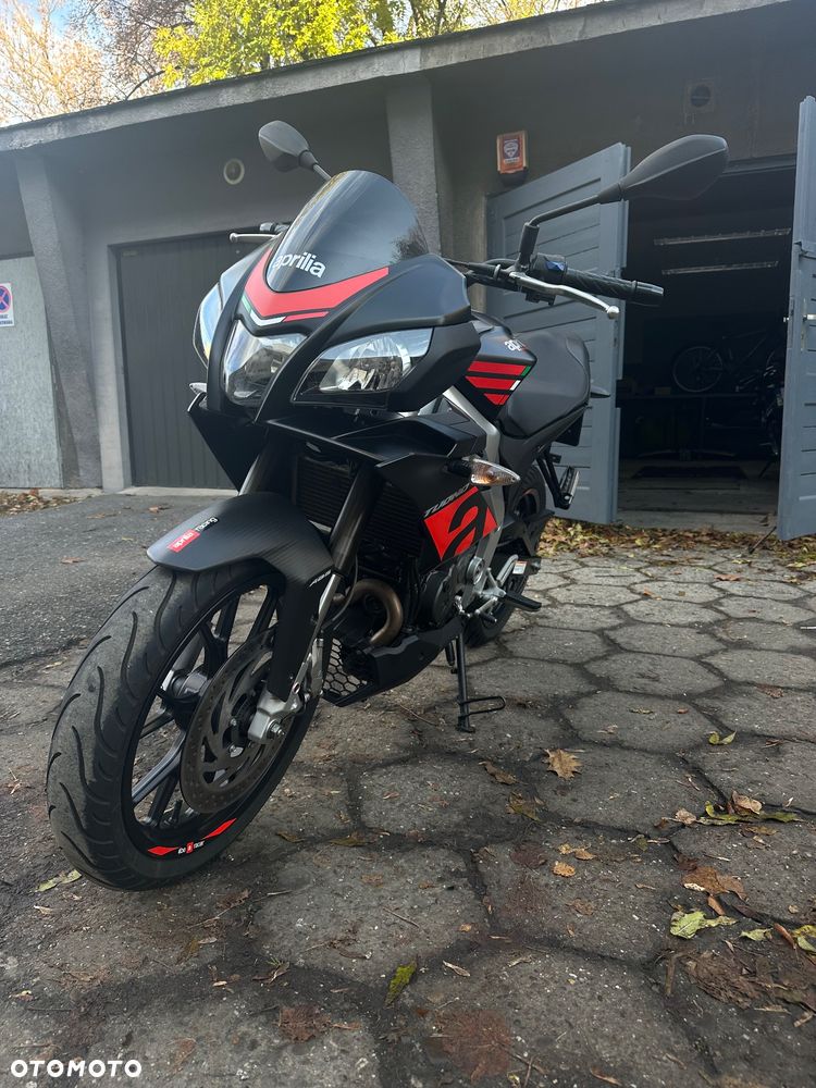 Aprilia Tuono - 1