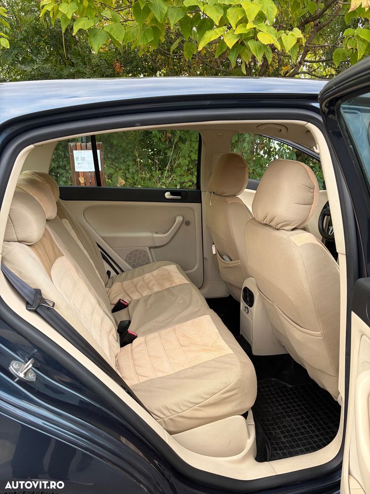 Volkswagen Golf Plus - 6