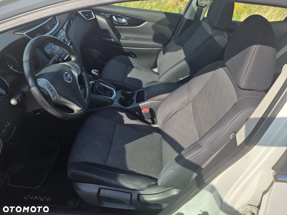 Nissan Qashqai 1.2 DIG-T Acenta - 11