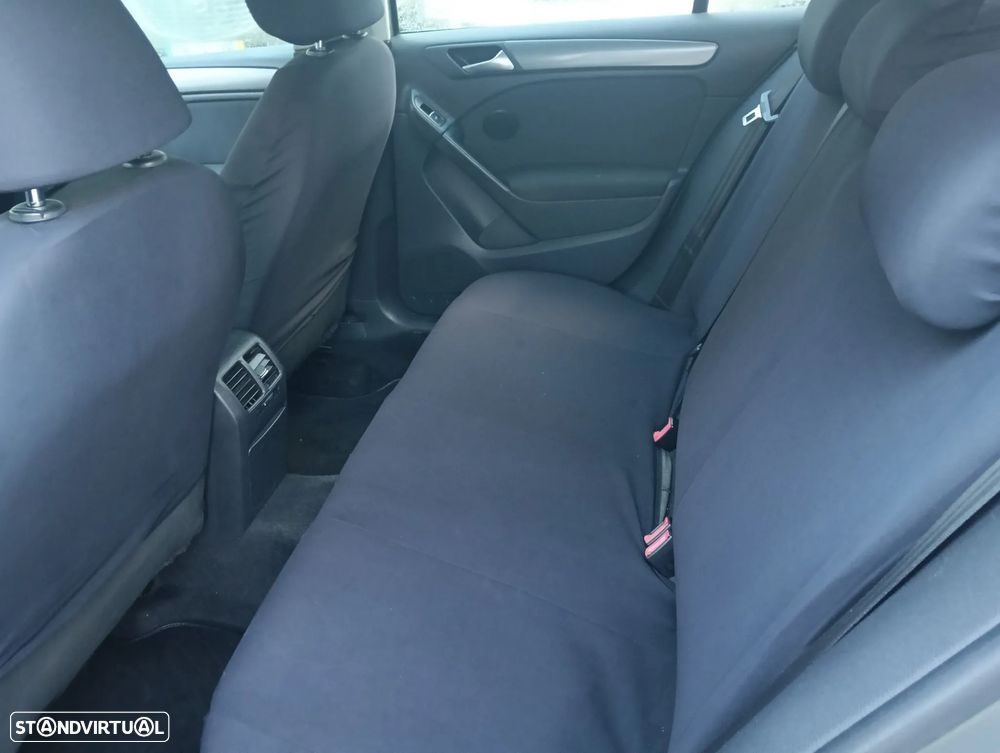 VW Golf 1.6 TDi Style - 18