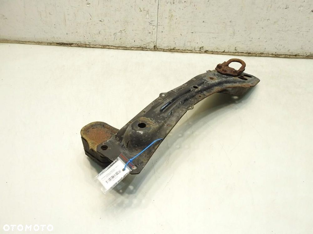 WSPORNIK BELKA SILNIKA TOYOTA COROLLA VERSO II 1.8 VVTI - 5