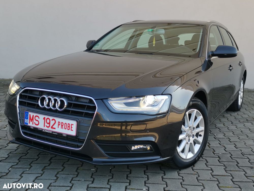 Audi A4 2.0 TDI DPF multitronic S line Sportpaket - 1