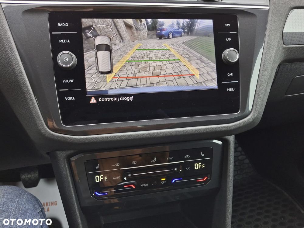 Volkswagen Tiguan 2.0 TDI SCR Life - 22