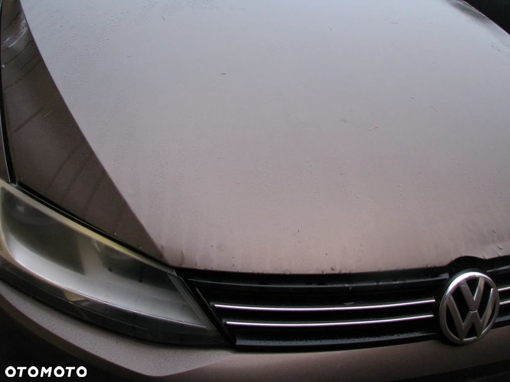 VOLKSWAGEN JETTA VI 2012 ROK 1.6 TDI CAY LAKIER LH8Z  LHW MASKA ATRAPA wózek sanki - 11