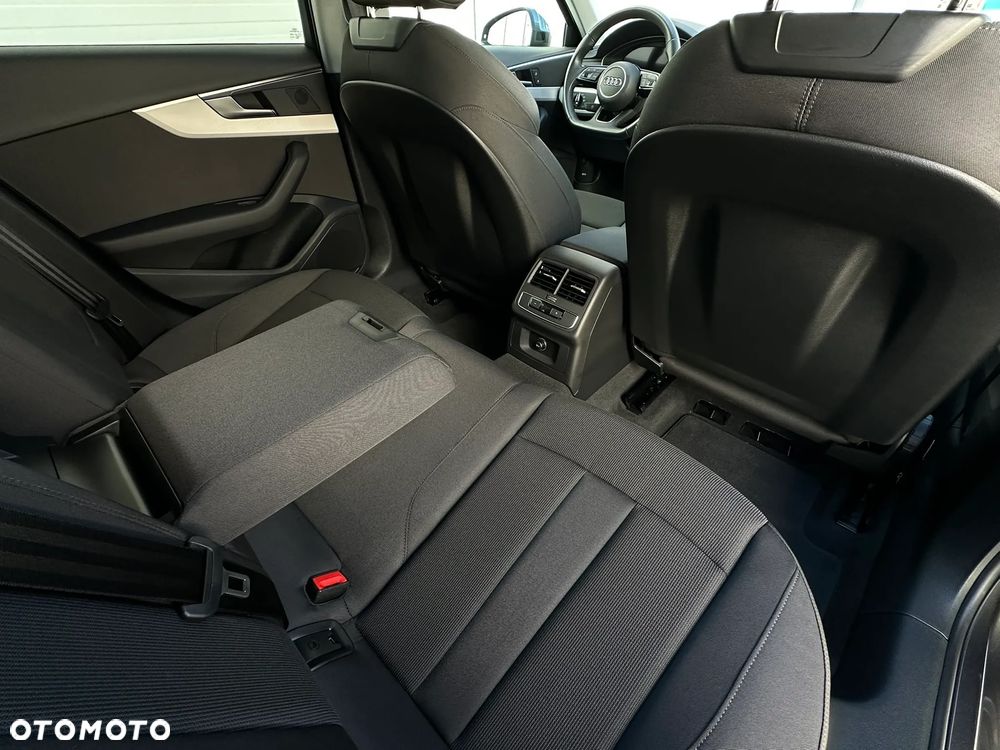 Audi A4 Limousine 35 TFSI S tronic S line - 25
