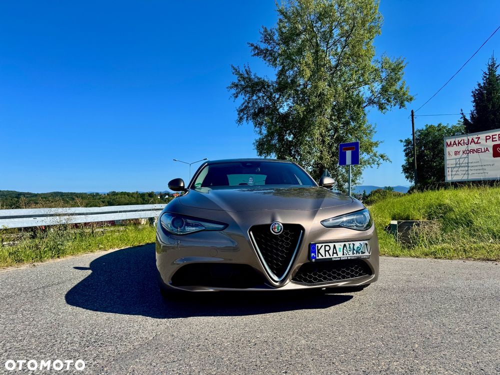 Alfa Romeo Giulia 2.2 D Turbo Super - 5