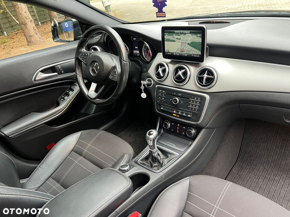 Mercedes-Benz CLA 2016