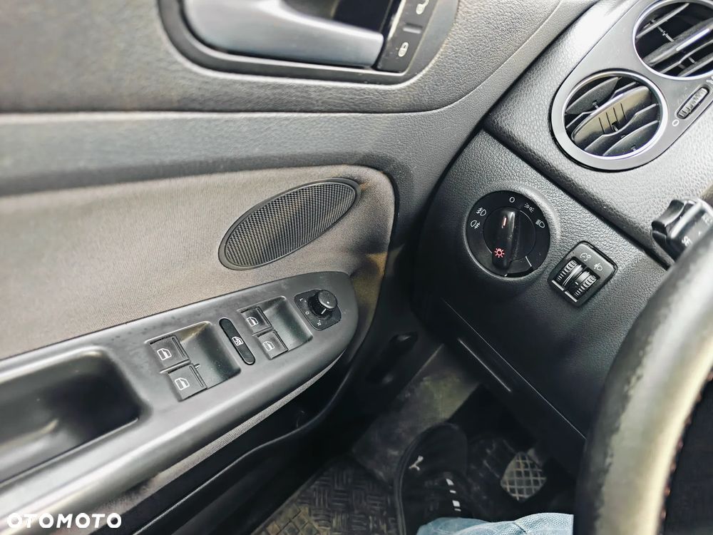 Seat Ibiza 1.9 TDi Sport - 25